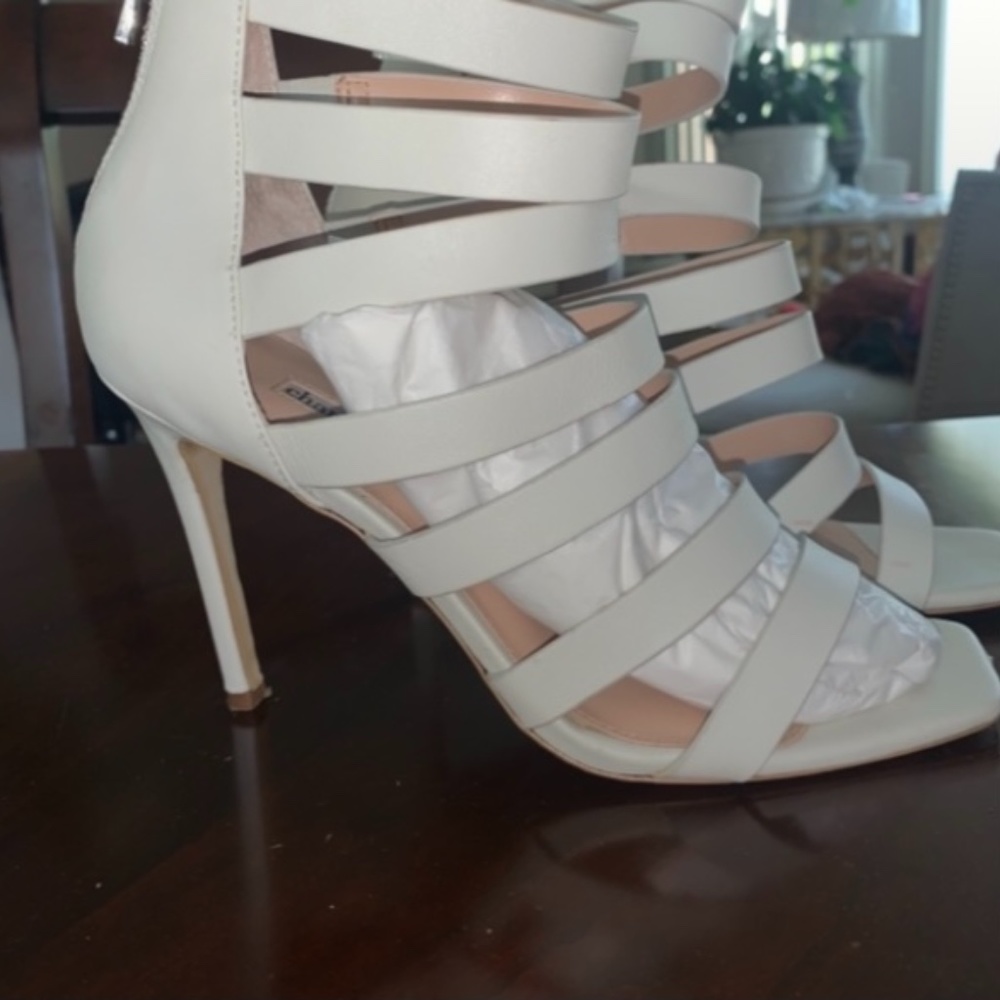 Charles David Strappy pump